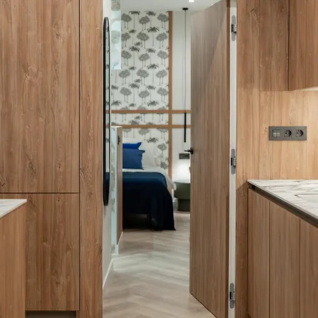 Premium With Parking By Aston Apartment