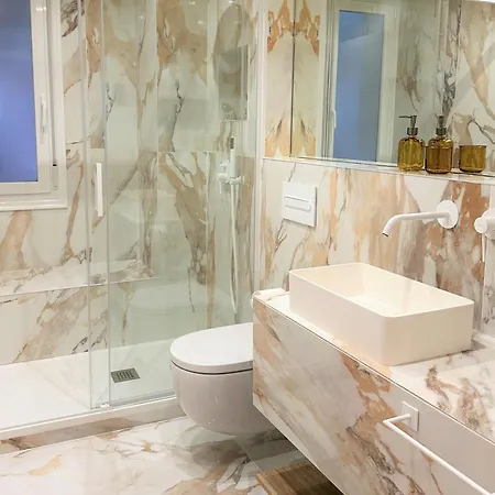 Premium With Parking By Aston Lejlighed *